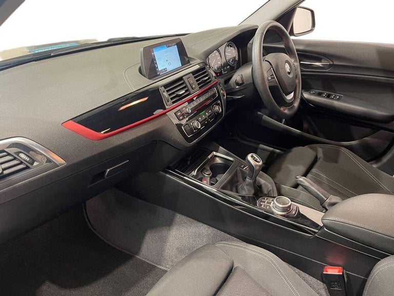 2018 BMW 1 Series 118i [1.5] Sport 5dr [Nav/Servotronic] HATCHBACK PETROL Manual