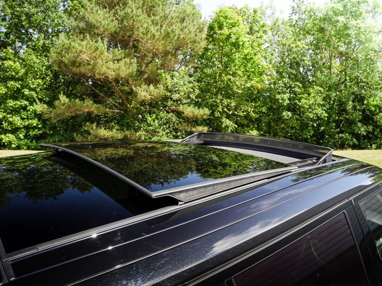  Land Rover Range Rover 5.0 P525 V8 Autobiography Auto 4WD Euro 6 (s/s) 5dr Petrol Automatic