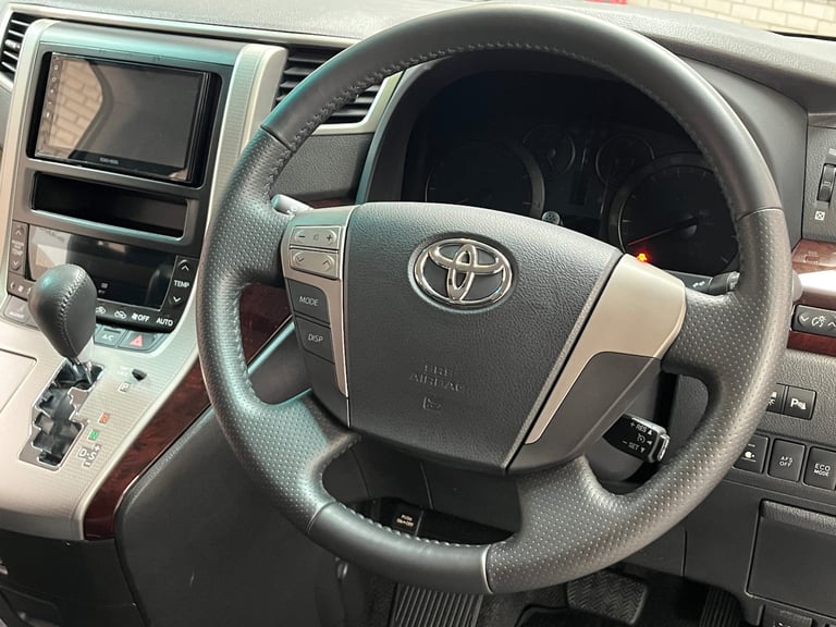 2013 13 TOYOTA VELLFIRE 3.5 V6 Z AUTOMATIC 8 SEATER - FRESH JAPANESE IMPORT