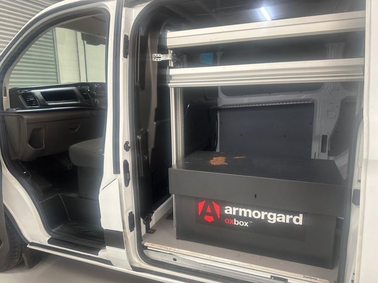 2021 21 FORD TRANSIT CUSTOM 2.0 300 ECOBLUE LEADER L1 SWB 130 BHP * 25,235 * AIR