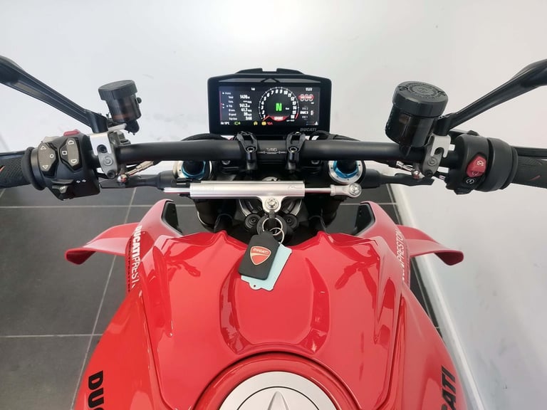 2025 Ducati Streetfighter V4S Ex-Demo Red 1,470 Miles | £325 Dep & £325 pcm