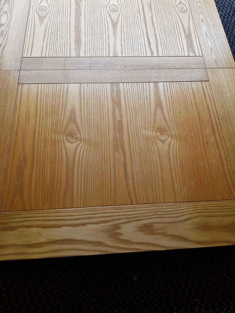 Solid Oak Table and 4 chairs FREE Delivery