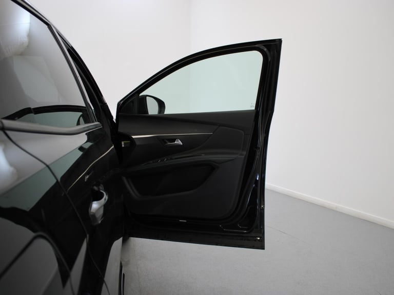 2024 Peugeot 3008 1.6 Hybrid 225 Allure 5dr e-EAT8 Crossover/SUV PETROL/ELECTRIC Automatic