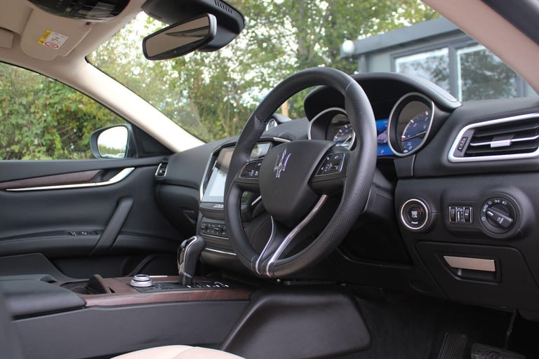 2016 Maserati Ghibli 3.0D V6 ZF Euro 5 (s/s) 4dr Diesel Automatic
