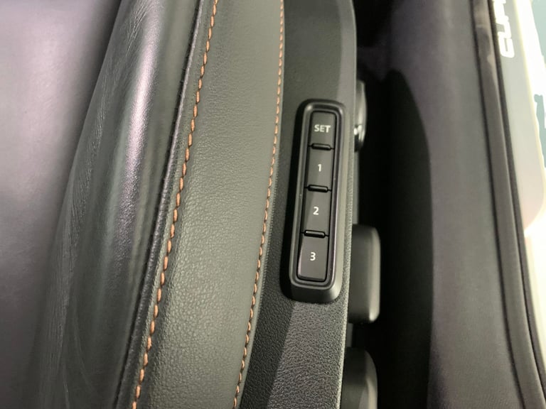 2023 Cupra Leon 2.0 TSI VZ3 Hatchback 5dr Petrol DSG Euro 6 (s/s) (300 ps) - LED - REVERSE  Hatch...