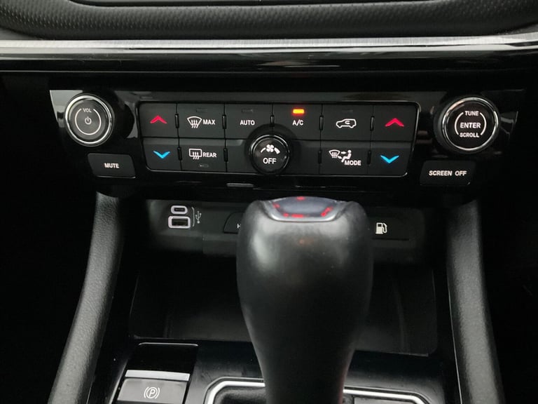 2022 Jeep Compass 1.3 T4 GSE 4xe PHEV Trailhawk 5dr Auto ESTATE PETROL/ELECTRIC Automatic