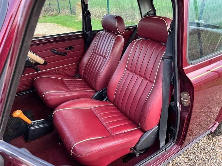 ROVER MINI RARE AUTOMATIC 40TH ANNIVERSARY EDITION IN MULBERRY * FULL LEATHER *