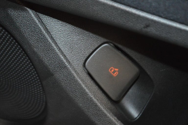 FIAT 500E 24kWh RED Auto 3dr 2022