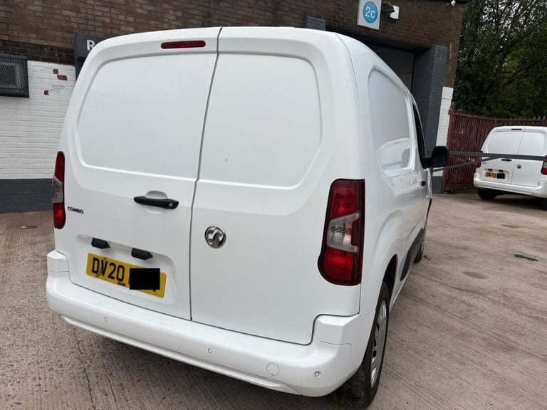 2020 Vauxhall Combo 1.6 Turbo D 2300 Sportive Panel Van 4dr Diesel Manual L1 H1 Euro 6 (s/s) (1 P...