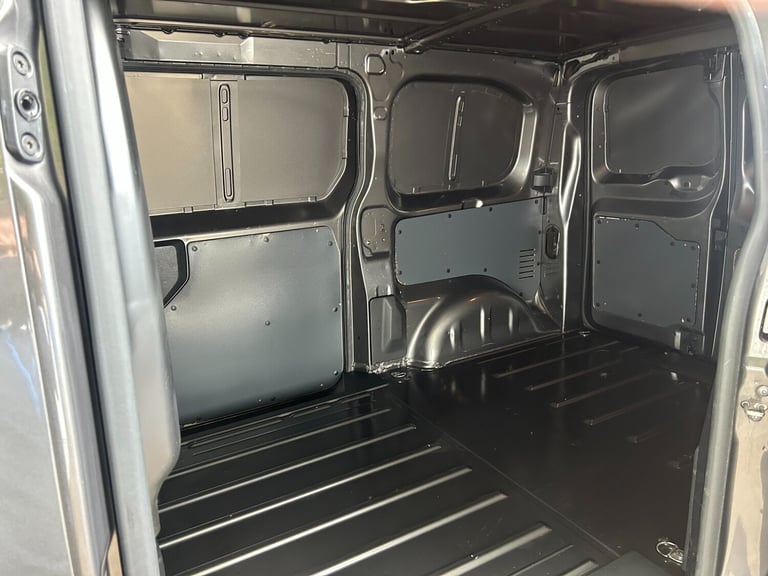 2019 Peugeot Expert 1400 2.0 BlueHDi 120 Professional Plus Van PANEL VAN Diesel Manual