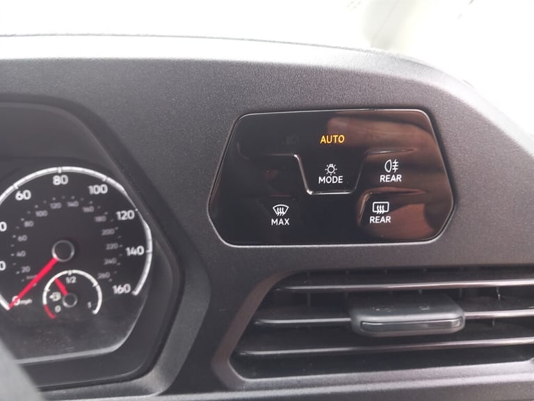 2021 Volkswagen Caddy C20 TDI COMMERCE AIR CON EURO 6 Box Van Diesel Manual