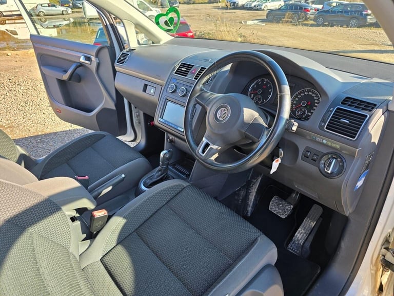 2014 Volkswagen Touran 1.4 TSI BlueMotion Tech SEL DSG Euro 6 (s/s) 5dr MPV Petrol Automatic