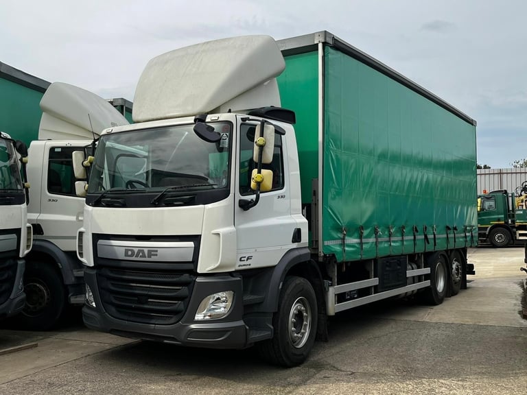 2015 DAF CF 75.330 26T CURTAIN SIDER 