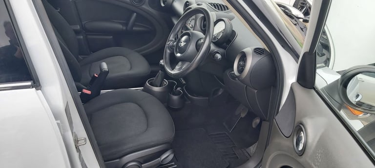 MINI COUNTRYMAN 1.6D ALL4 ONLY 48000 MILES