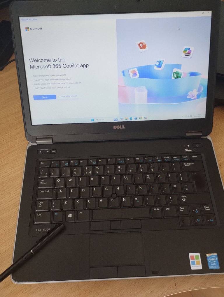 Windows 11, 16GB RAM, i5, 120GB SSD + 320GB HDD, Webcam, DVD, HDMI. Backlit. MS OFFICE Dell Laptop