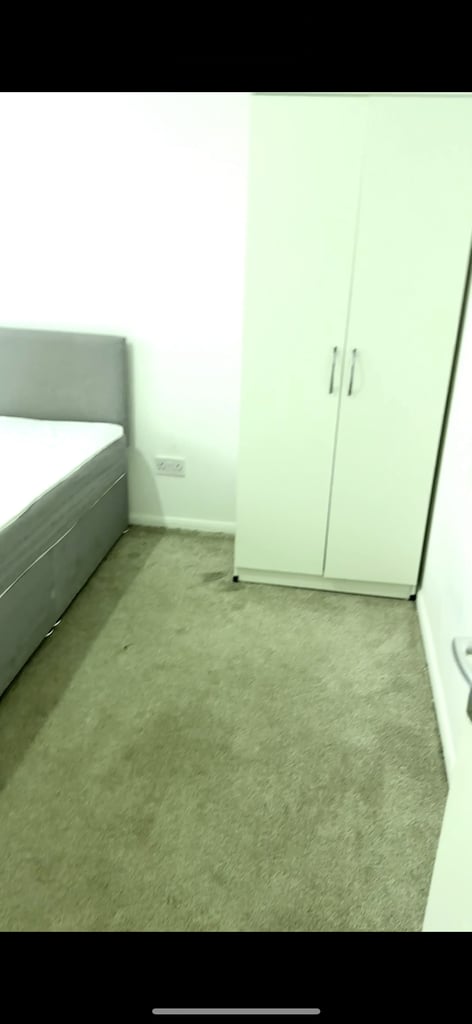3 Bedroom House to Rent £2700 Parking/Garage/Garden