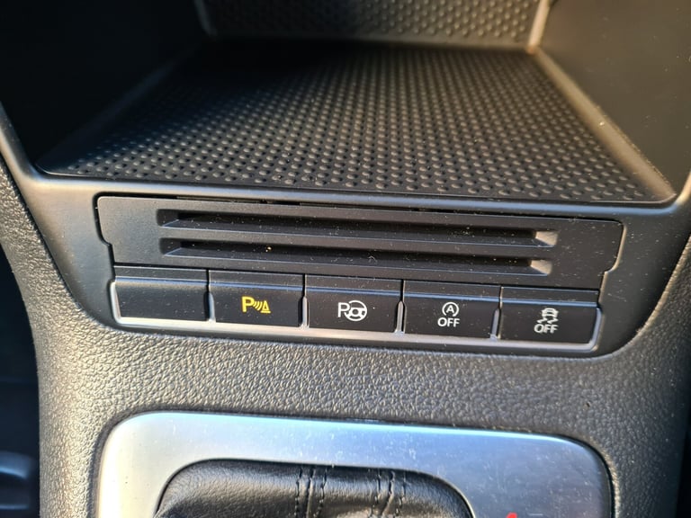 2012 Volkswagen Tiguan 2.0 TDi BlueMotion Tech SE 5dr DSG ESTATE Diesel Automatic