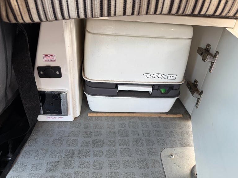 2009 Romahome R10 Solo Citroen Nemo Camper Van - 1 Lady Owner last 11.5yrs