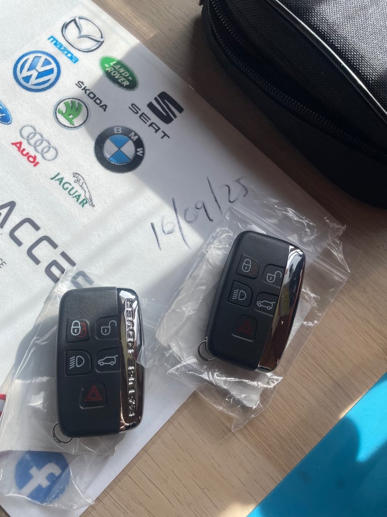 image for Range Rover Land Rover Evoque Velar Jaguar Supply Key Cut and programming service 