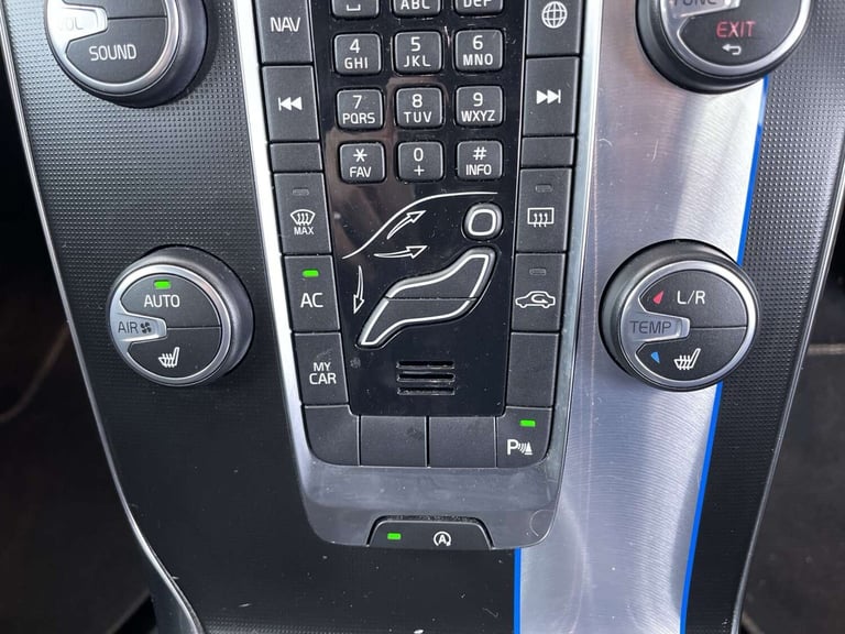 2015 Volvo V40 2.0 V40 R-Design Nav D2 5dr Hatchback Diesel Manual