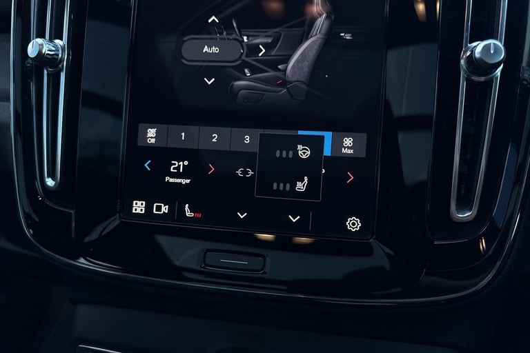 2022 Volvo XC40 Recharge Twin 78kWh Ultimate SUV 5dr Electric Auto AWD (408 ps) ESTATE Electric A...