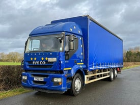 Iveco Stralis 310 6 X 2 Curtainsider