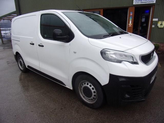 image for Peugeot Expert 1000 1.5 BlueHDi 100 Professional Van DIESEL MANUAL 2020/70