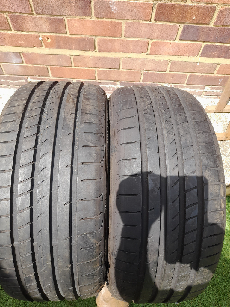 Pair of Pirelli Runflat  225 45 17 Tyres 8mm Tread in West London Area