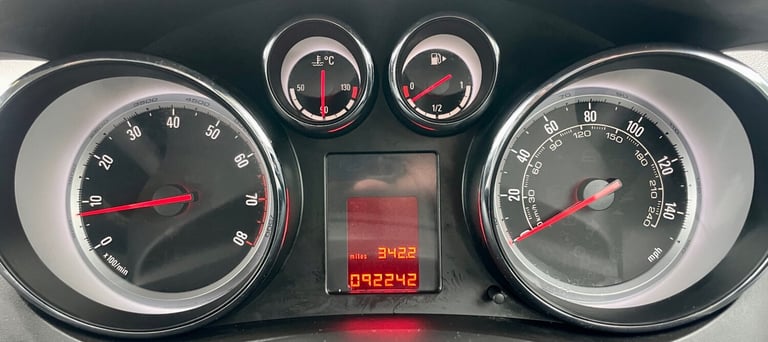 2014 Vauxhall Meriva 1.4i 16V Tech Line 5dr MPV Petrol Manual