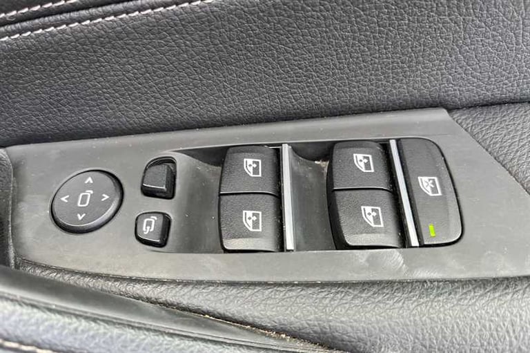 2021 BMW 5 Series 520d MHT M Sport 4dr Step Auto SALOON DIESEL Automatic