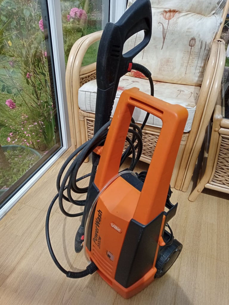 VAX Power Wash Pressure Washer with instructions. 2000W
