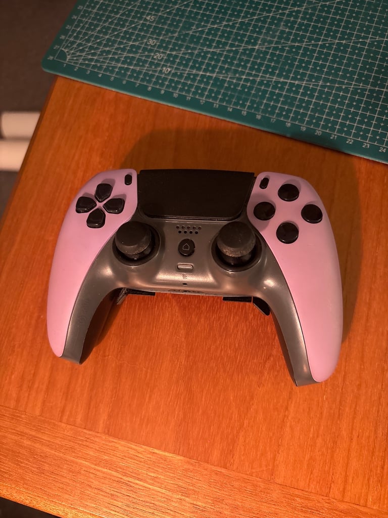 image for SCUF Lilac and Grey PS5 Controller