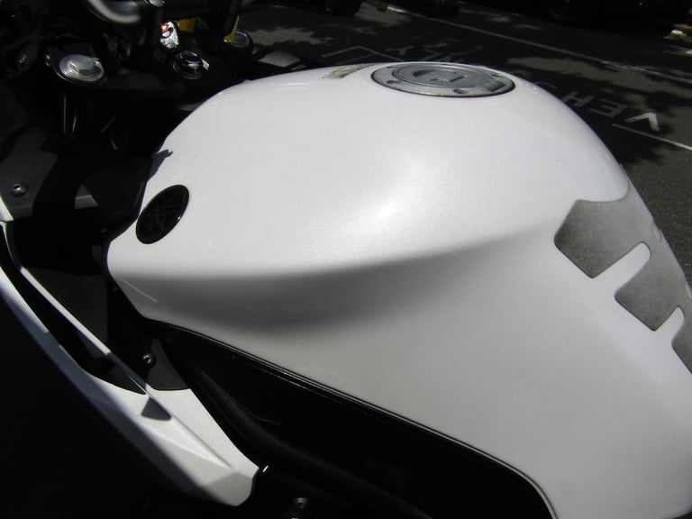 YAMAHA XJ 600 S DIVERSION * 2010* ONE FORMER KEEPER * ALARM*SERVICE HISTORY *