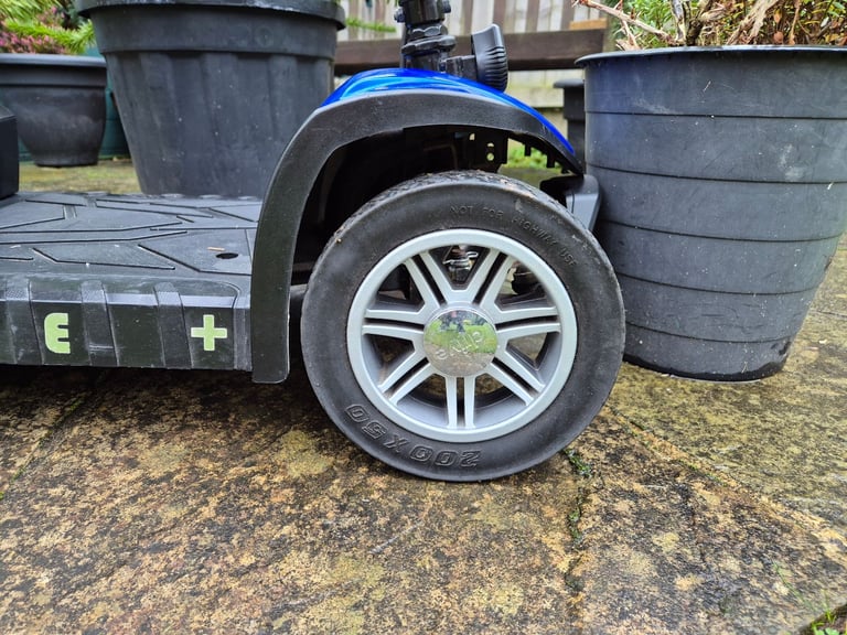 Mobility Scooter - VGC - Drive Style Plus - 4mph - Fits In Car Boot - Disability electric wheelchair
