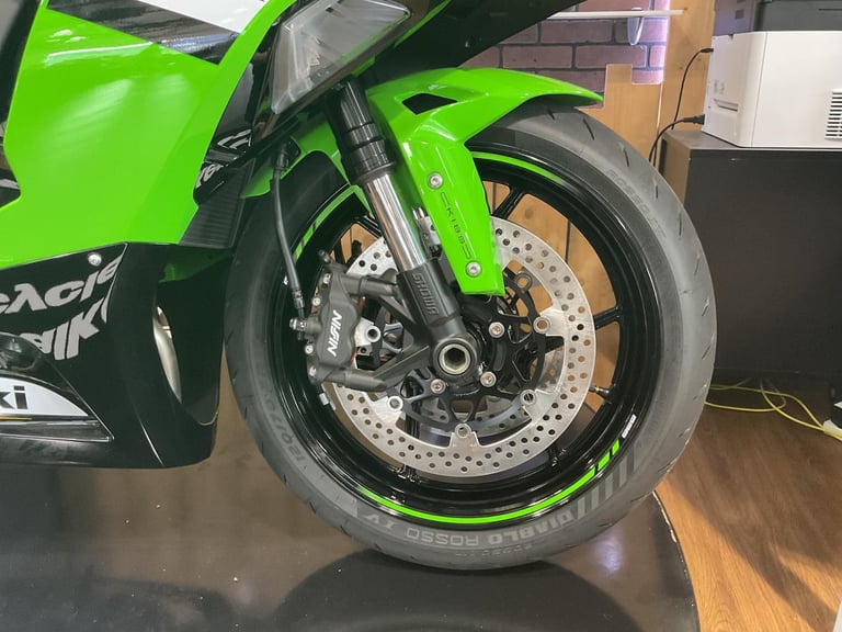 Kawasaki Ninja ZX6R ZX-6R 2025 SAVE £1000 LAST ONE with 0% HP Finance & 3.9% PCP