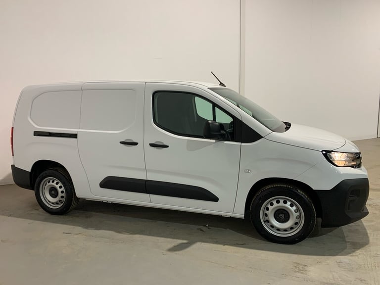 2025 Peugeot Partner 1.5 BlueHDi 100 Professional Crew Van PANEL VAN DIESEL Manual