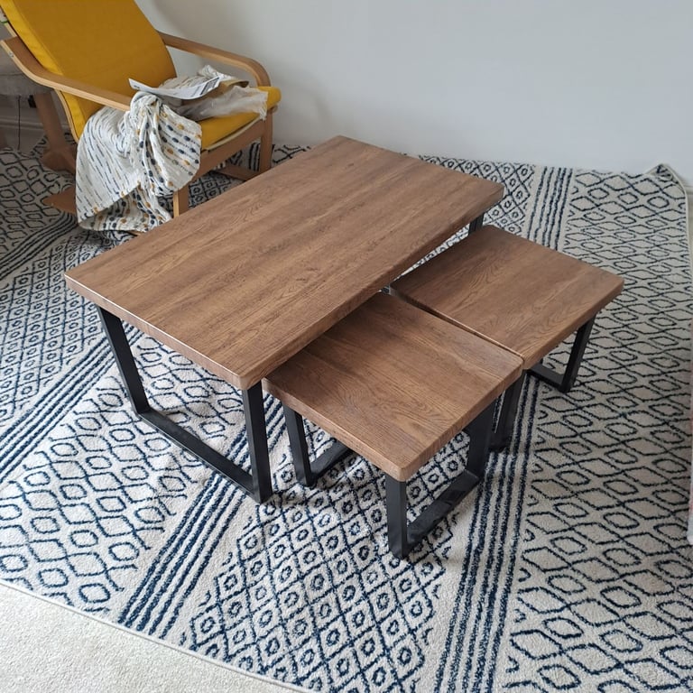 Coffee table set