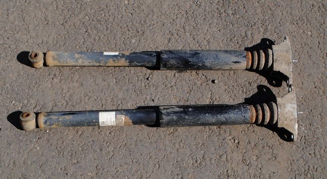 2016 MAZDA CX-3 1.5 SKYACTIV-D REAR SHOCK ABSORBERS MONROE SHOCKS SHOCKERS PAIR X 2