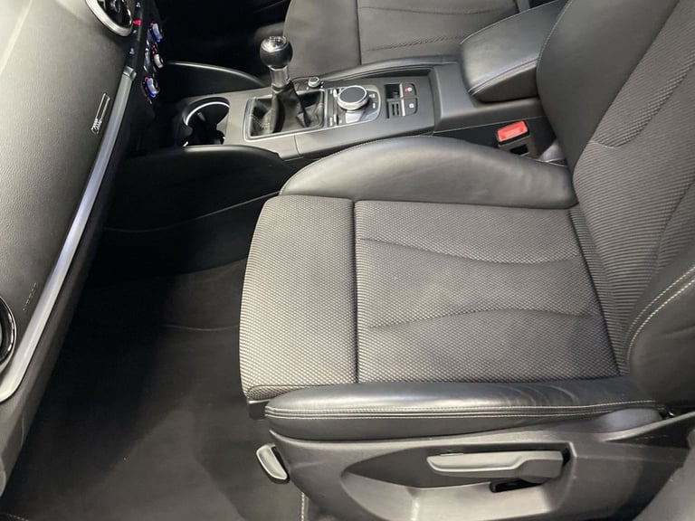 2020 20 AUDI A3 1.0 TFSI 30 BLACK EDITION SPORTBACK 5DR PETROL MANUAL EURO 6 (S/