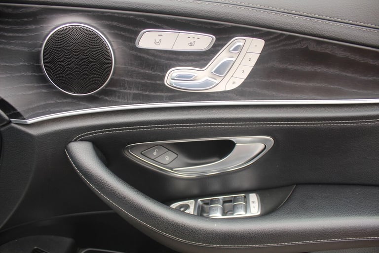  Mercedes-Benz E-Class 2.0 E220d AMG Line (Premium) G-Tronic+ Euro 6 (s/s) 4dr Diesel Automatic