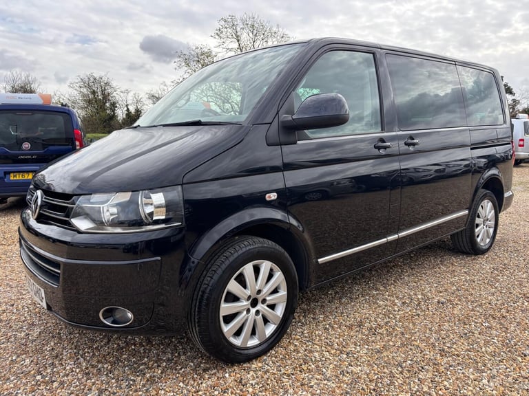 VOLKSWAGEN CARAVELLE DRIVE FROM WHEELCHAIR ACCESSIBLE VEHICLE 2.0 TDI