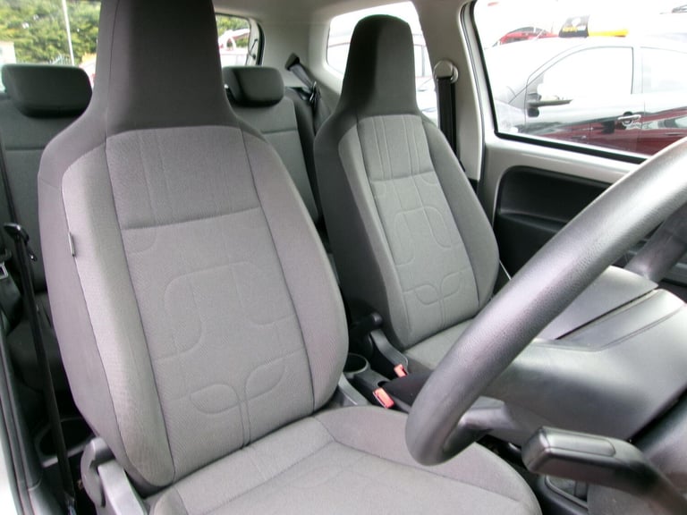 2015 Volkswagen up! 1.0 Move up! Euro 6 3dr HATCHBACK Petrol Manual