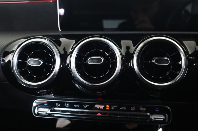 2019 Mercedes-Benz A-Class 1.3 A200 AMG Line (Executive) 7G-DCT Euro 6 (s/s) 5dr Hatchback Petrol...