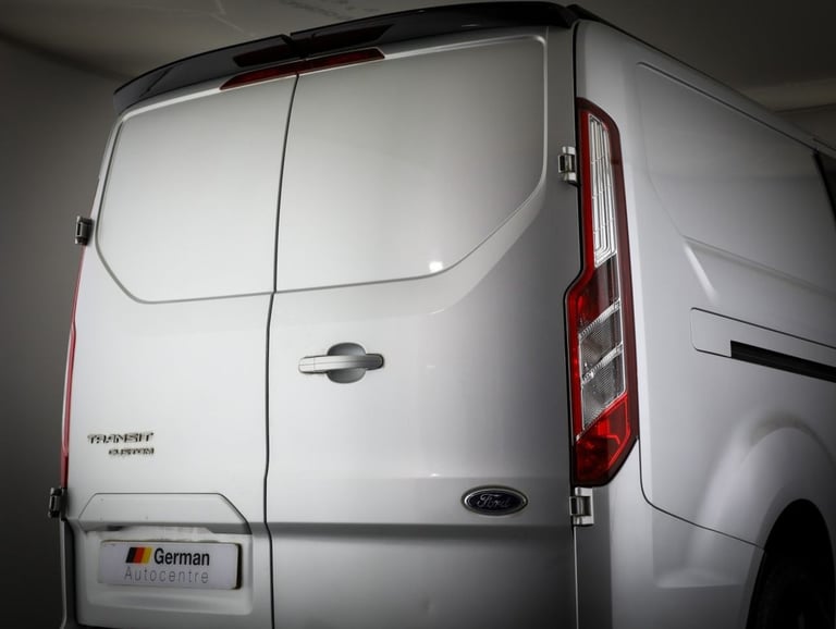 2022 Ford Transit Custom 2.0 320 EcoBlue Limited Crew Van Double Cab 5dr Diesel Manual L2 H1 Euro...