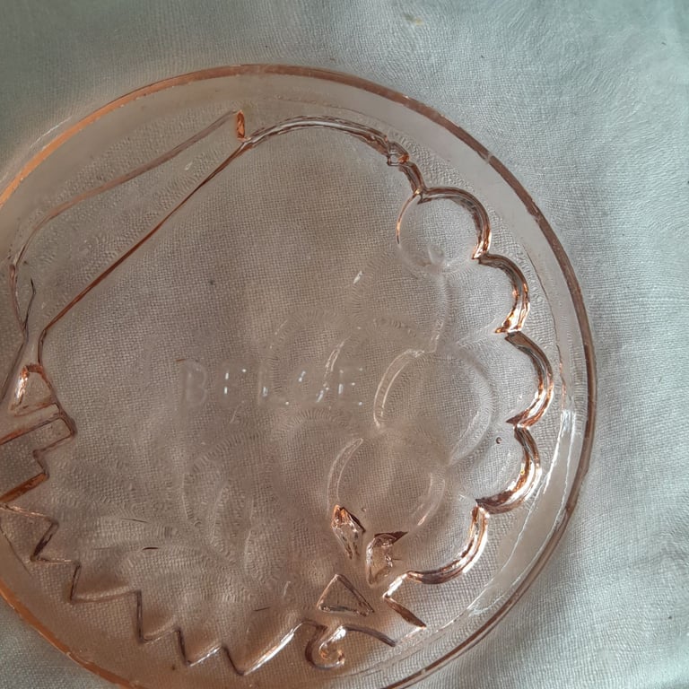 Early 20th century belgian pink glass bowl