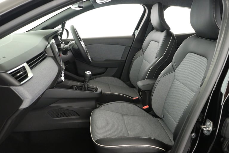 2025 Renault Clio 1.6 E-TECH full hybrid 145 Techno 5dr Auto Hatchback Hybrid Automatic
