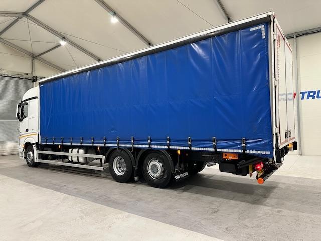 Mercedes Actros 2535 6x2 Sleeper Cab Curtainsider  