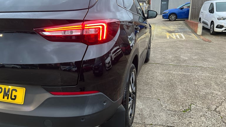 2021 Vauxhall Grandland X 1.2 Turbo Griffin Edition 5dr Auto Petrol Hatchback Hatchback Petrol Au...