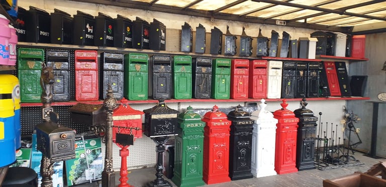 Cast iron round free standing post box