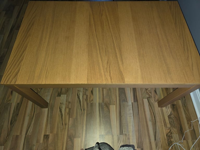 Dining table for sale
